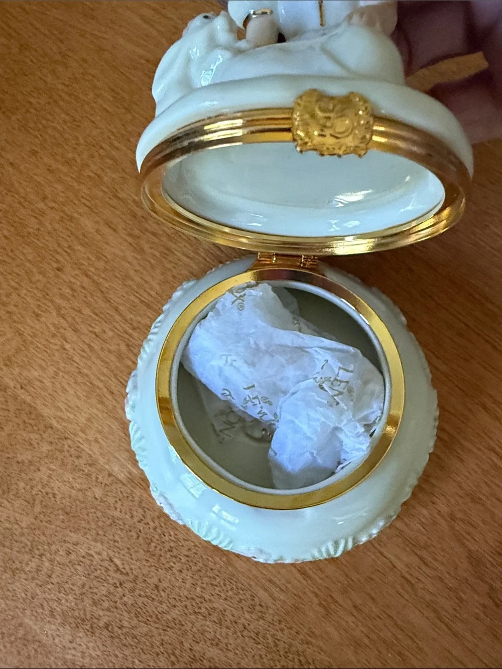 Lenox Snow White trinket box